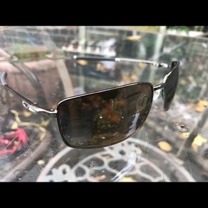 Oakley Square Wire